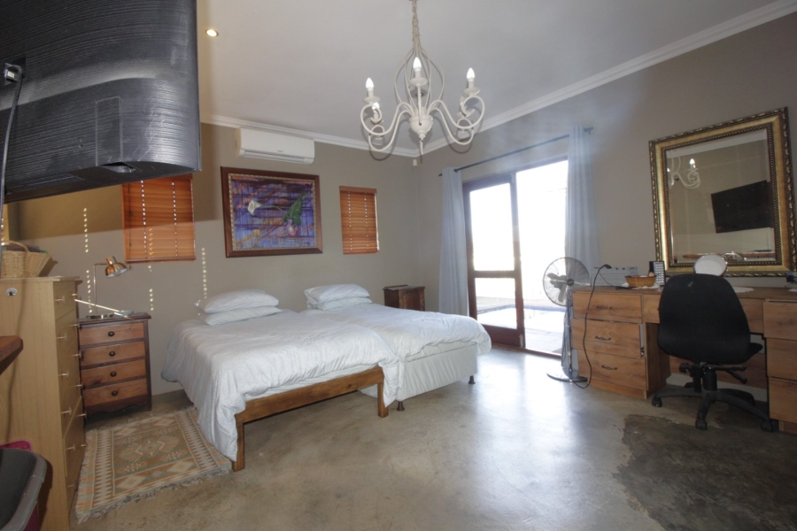 4 Bedroom Property for Sale in Fountains Estate Eastern Cape